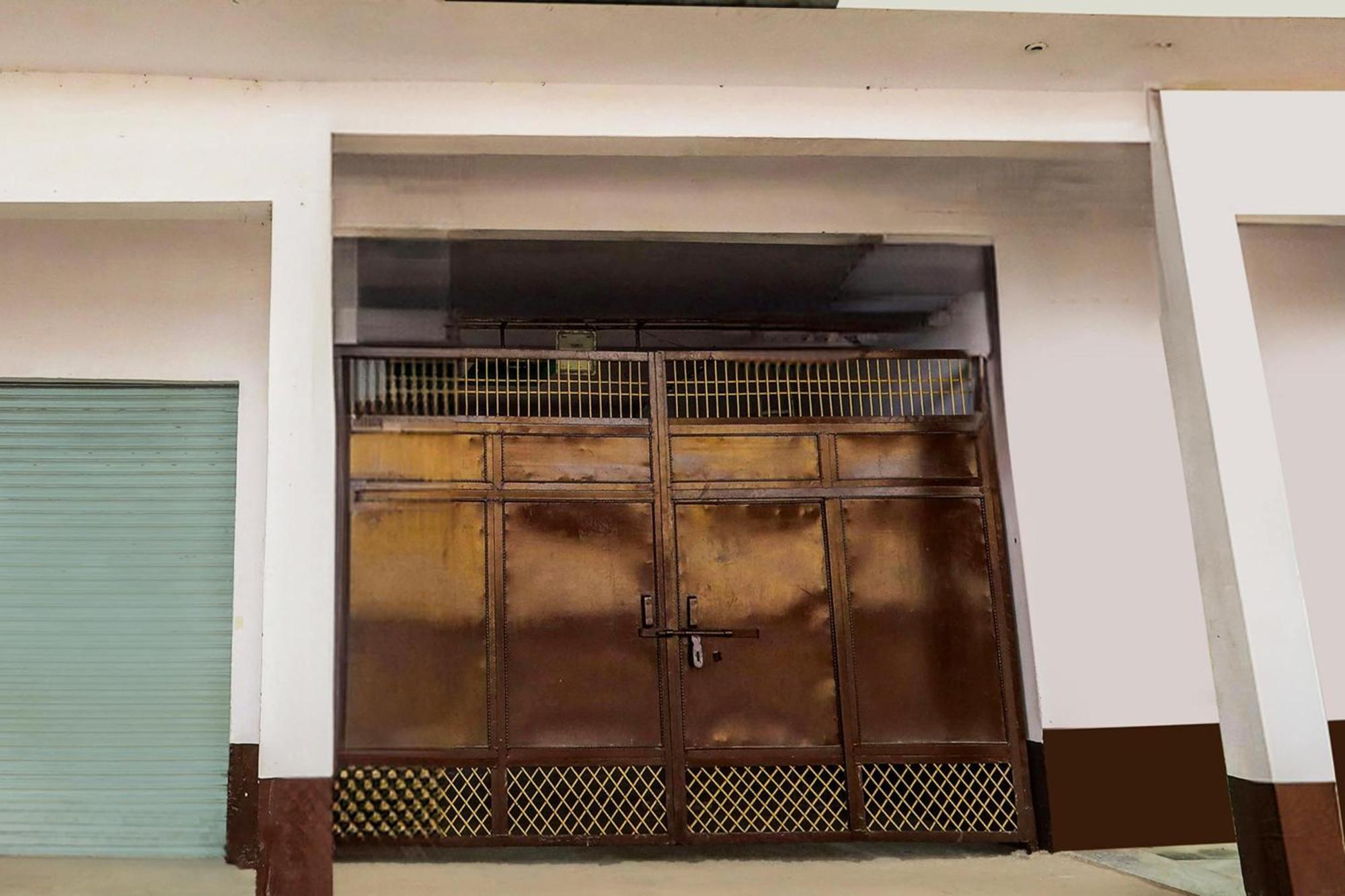 Hotel O Royal Classic Alīgarh Buitenkant foto